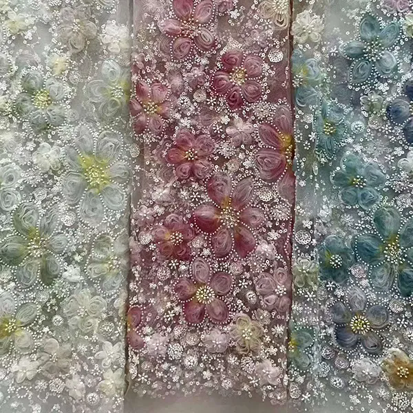 Lace Fabric ဖက်ရှင်ဒီဇိုင်းများကို ကျက်သရေရှိပြီး ဘက်စုံသုံးနိုင်စေရန် မည်သို့ပြောင်းလဲနိုင်မည်နည်း။
