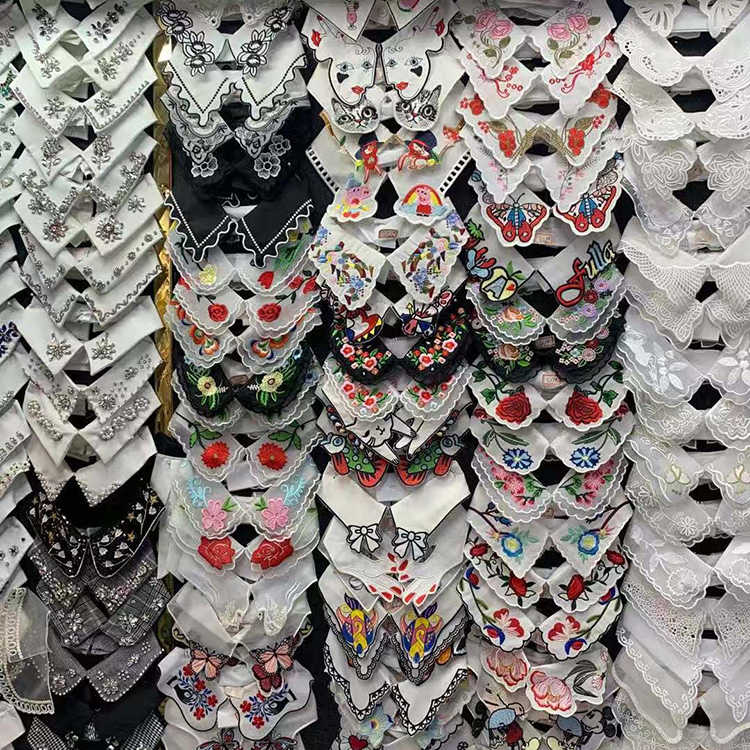 Fake Lace Collar သည် နေ့စဉ်ဝတ်စားဆင်ယင်မှုများကို မည်သို့ပြောင်းလဲနိုင်မည်နည်း။