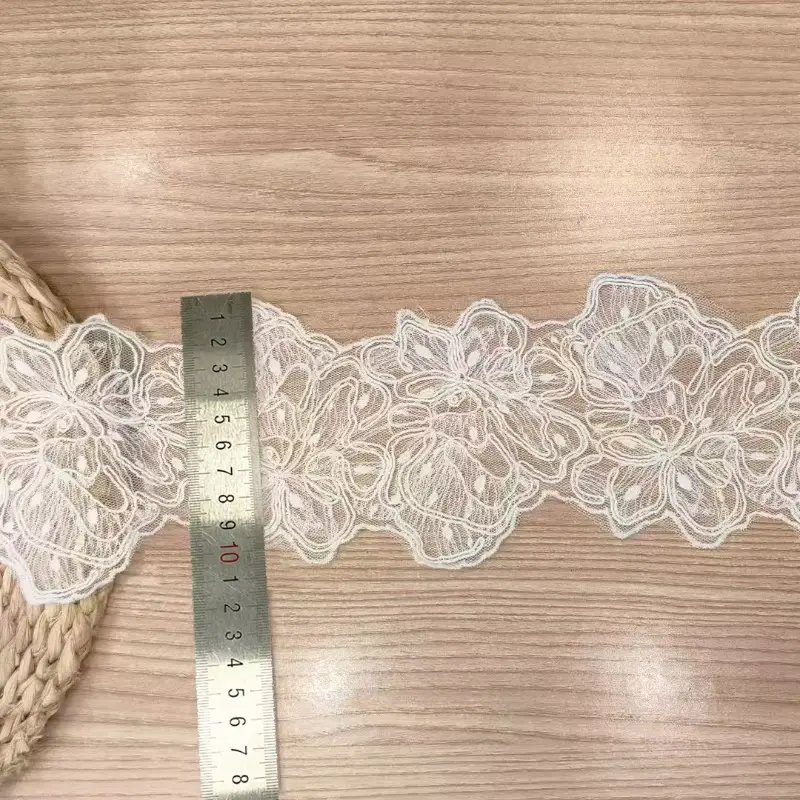 Customizable Fashionable And Exquisite Mesh Polyester Embroidered Lace For Women S Clothing