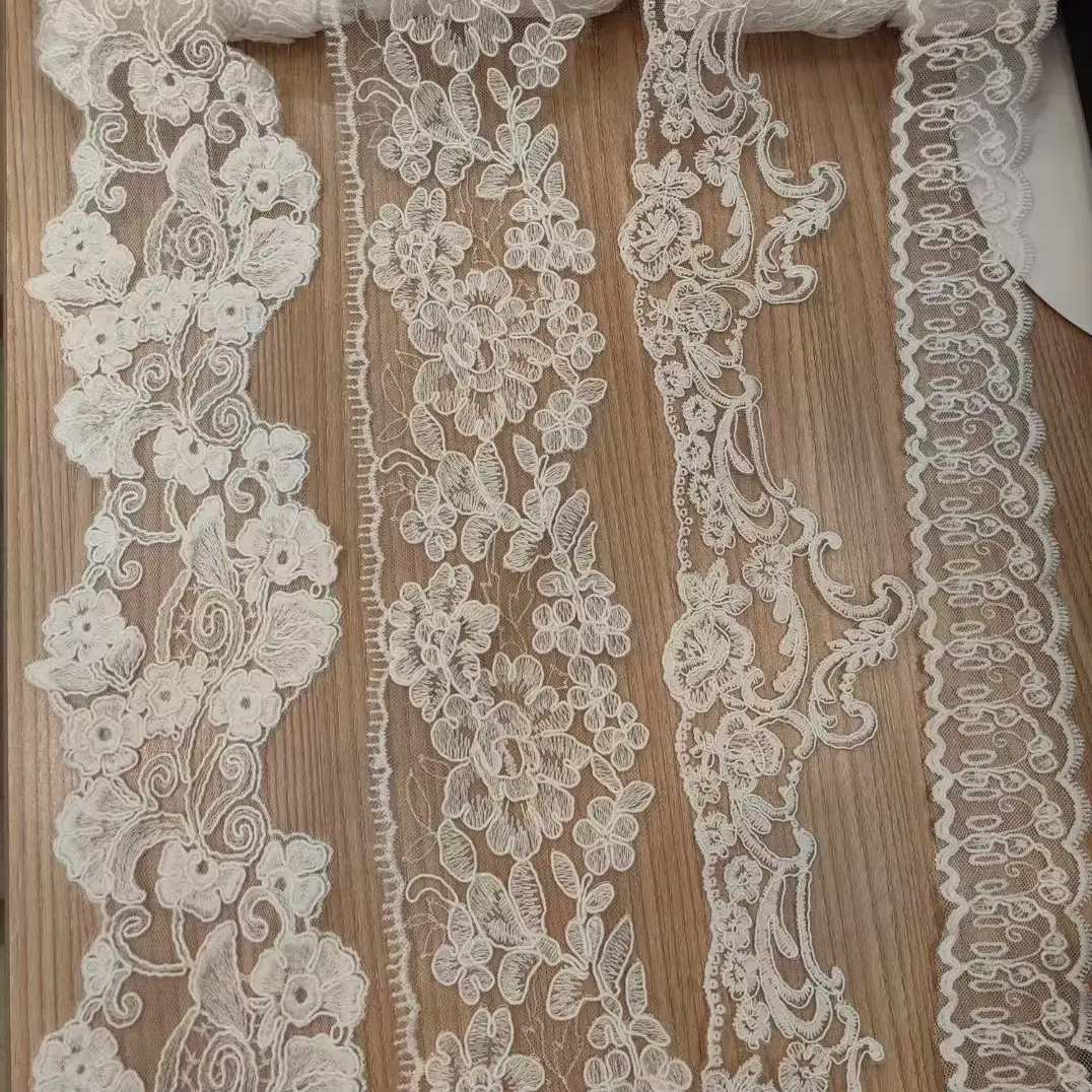 Customizable Fashionable And Exquisite Mesh Polyester Embroidered Lace For Women S Clothing